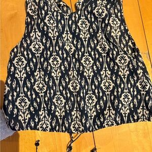 Elegant Navy and Cream Women's Top